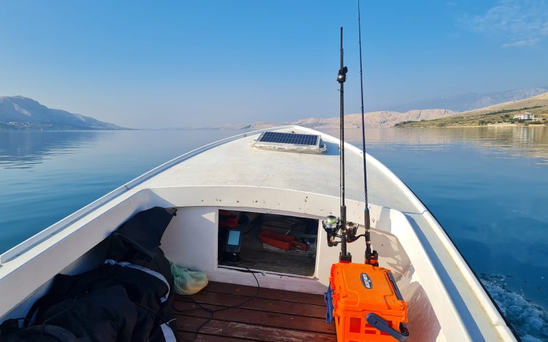Ala ta vražja tramontana, ne da moru mira